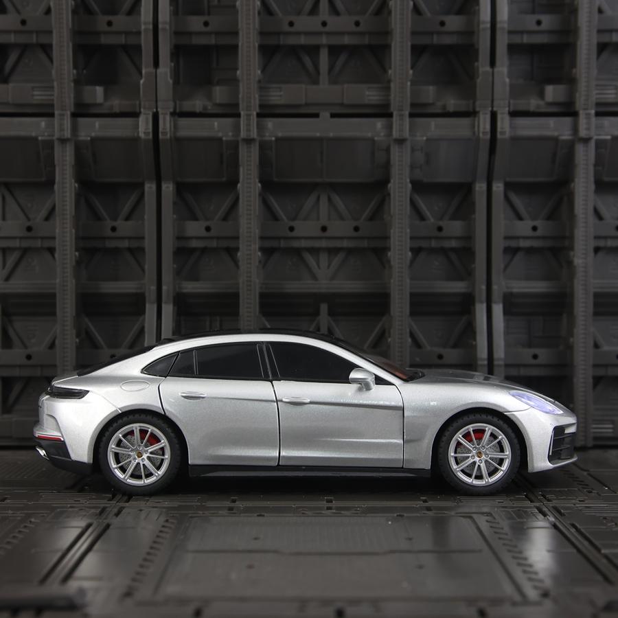 AABKQ1 1:24 Simulate Porsche Panamera Alloy Car Model, Collect Car Doors That Can Be Opened with Sound and Light, Supercar Ornaments