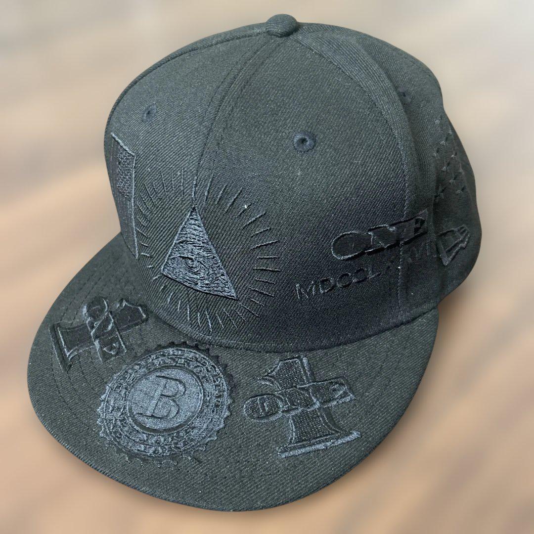 

[USED] 59FIFTY Black Cap Size 7 1/8 All Black