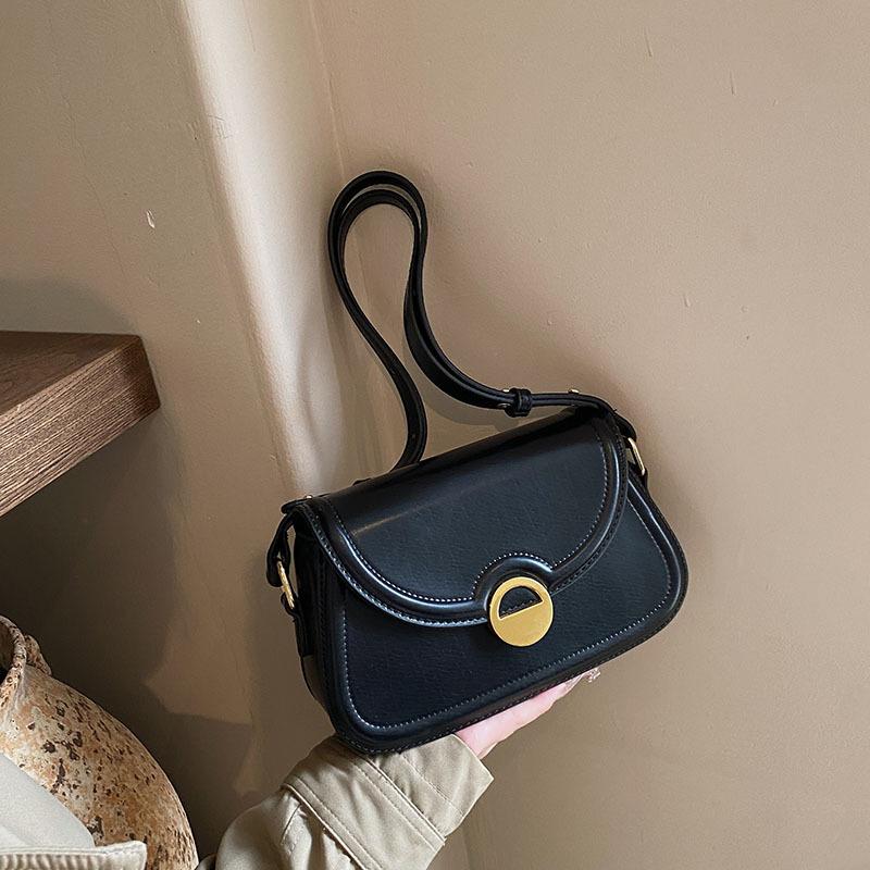 Bag 2025 New Trendy Girl Autumn and Winter Versatile Fashion Retro Niche Design Shoulder Messenger Bag Popular Small Square Bag