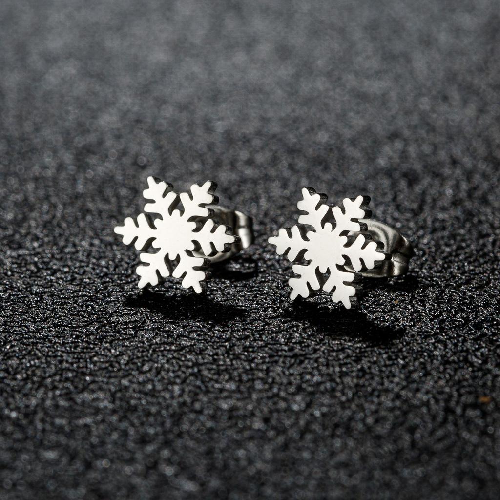 Christmas Tree Reindeer Pattern Earrings Women Student Teen New Year Gift Stainless Steel Cartilage Piercing Earring Zircon