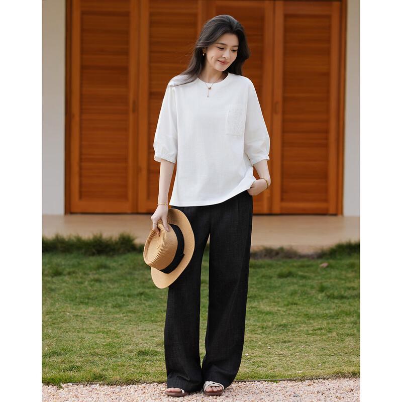 De Ma Na 100% Cotton Relaxed Round Neck Studded Pocket T-Shirt