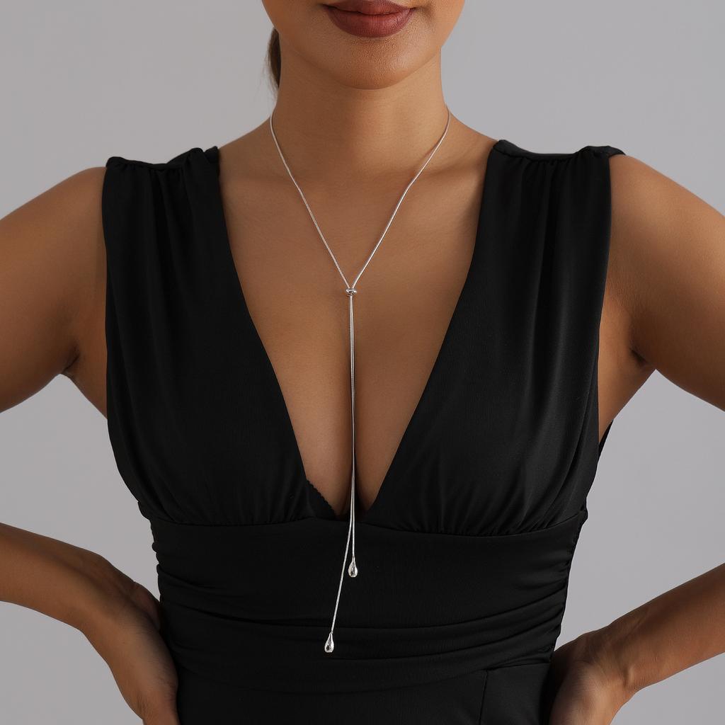 Minimalist fine chain snake bone chain necklace niche versatile long street auction adjustable sweater chain