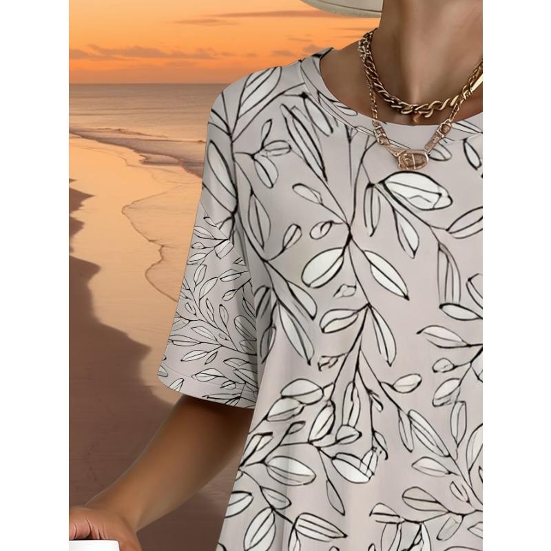 Large size women's T-shirt with black and white leaf vein print and pockets