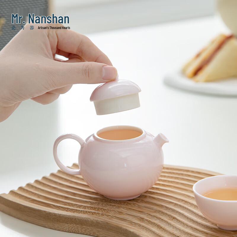 Nanshan Anti-scalding Ceramic Teapot