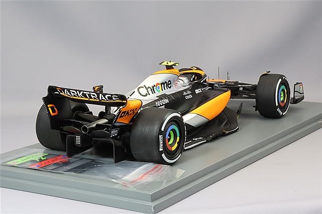 Spark McLaren MCL60 2023 F1 Grand Prix Wielkiej Brytanii 2. miejsce Norris 1/18 #4 L.