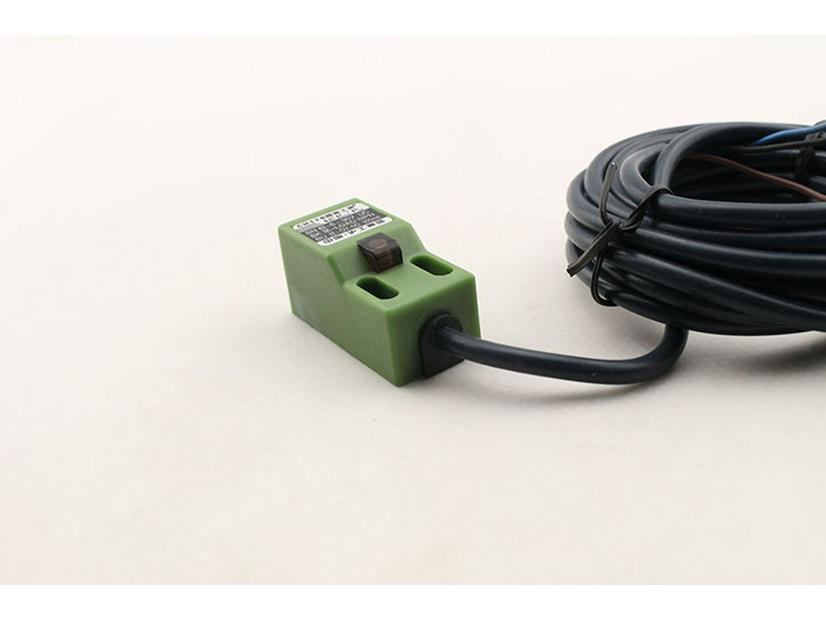 Inductive Square Proximity Sensor ZH17-D5NKNBPKPBLALBKAKB Metal Detector