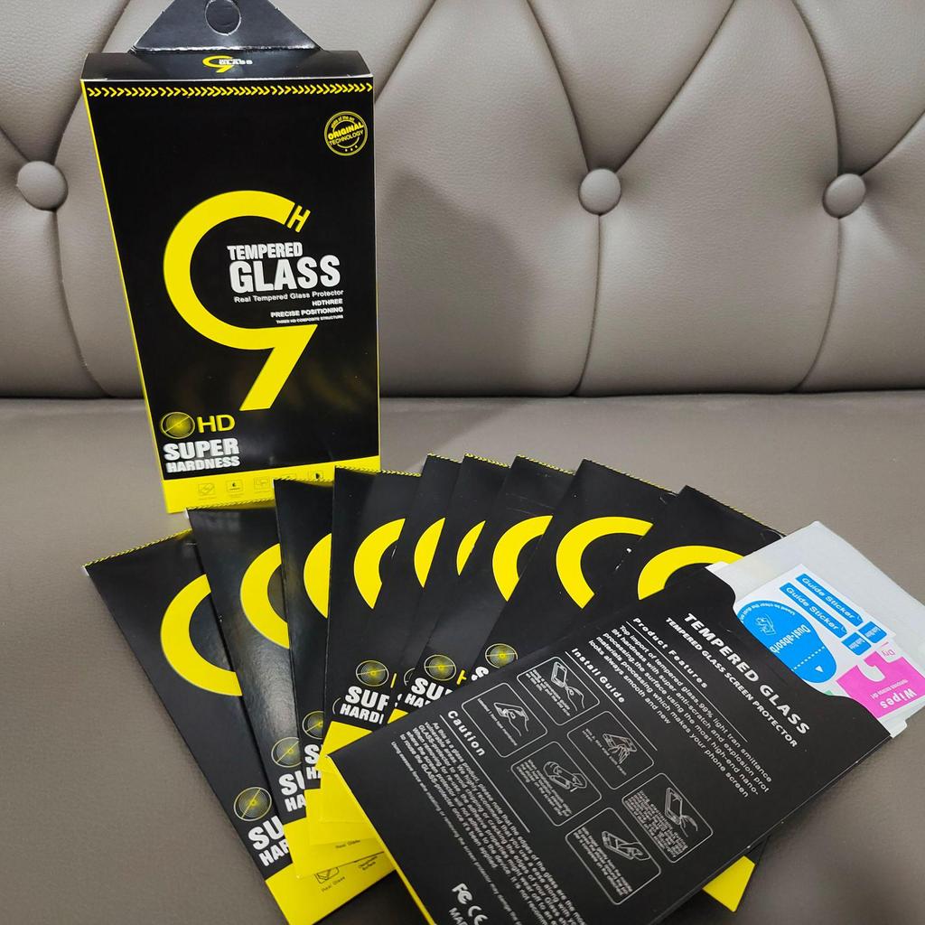 15 Pro White Tempered Glass Screen Protector: Compatible with iPhone 11, 12, 13, 14, and Max