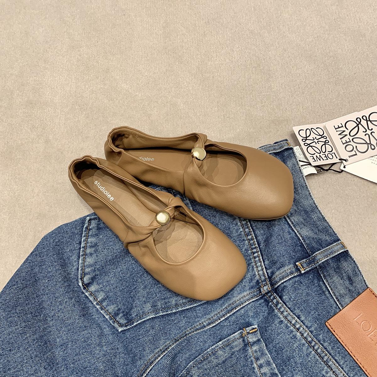 

Cowhide version~ Grape mother with the same kinky small gold buckle ballet soft sole pleated Mary Jane shoes 40 коричневый