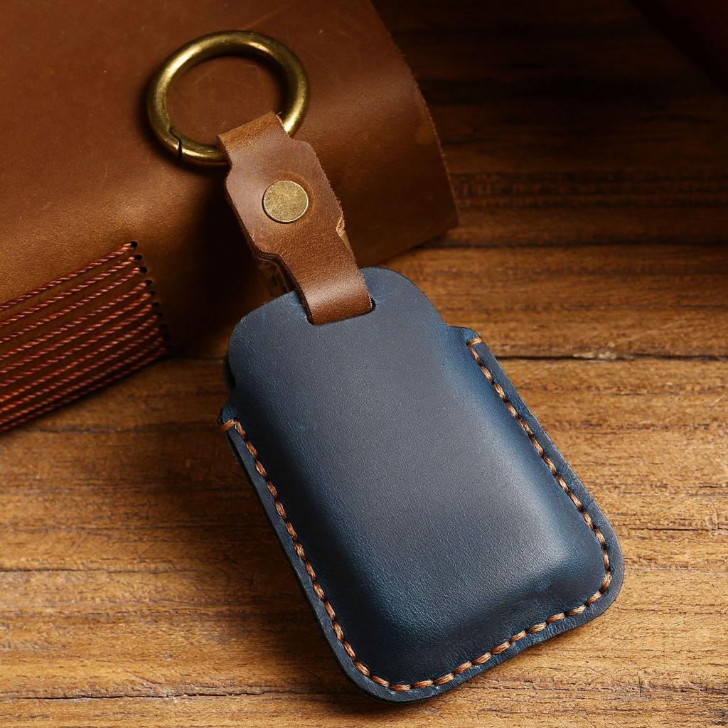 Volkswagen Key Case: Genuine Leather for New Passat/Magotan - Protective Shell with Buckle