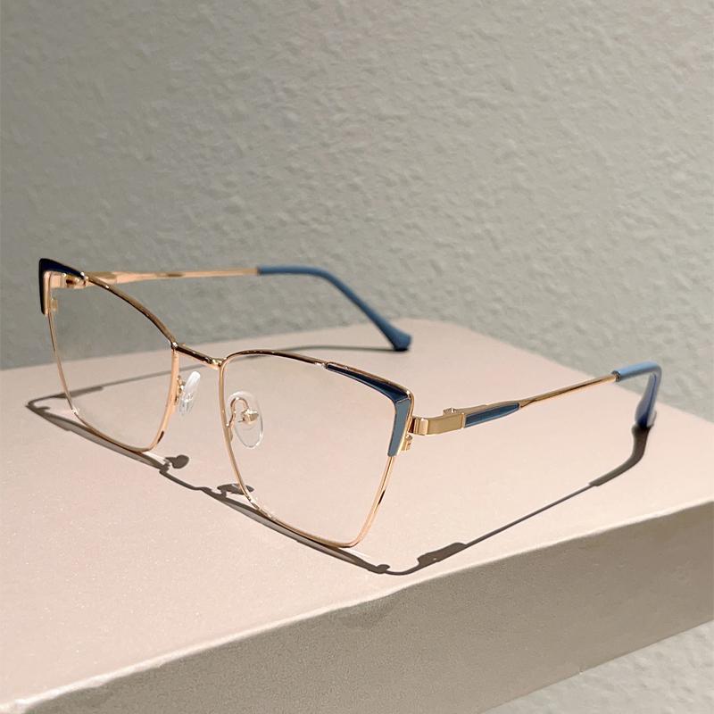 Oversized Cat Eye Glasses Women New Stylish Vintage Blue Light Blocking Eyewear Fashion Design Decorative Eyeglasses