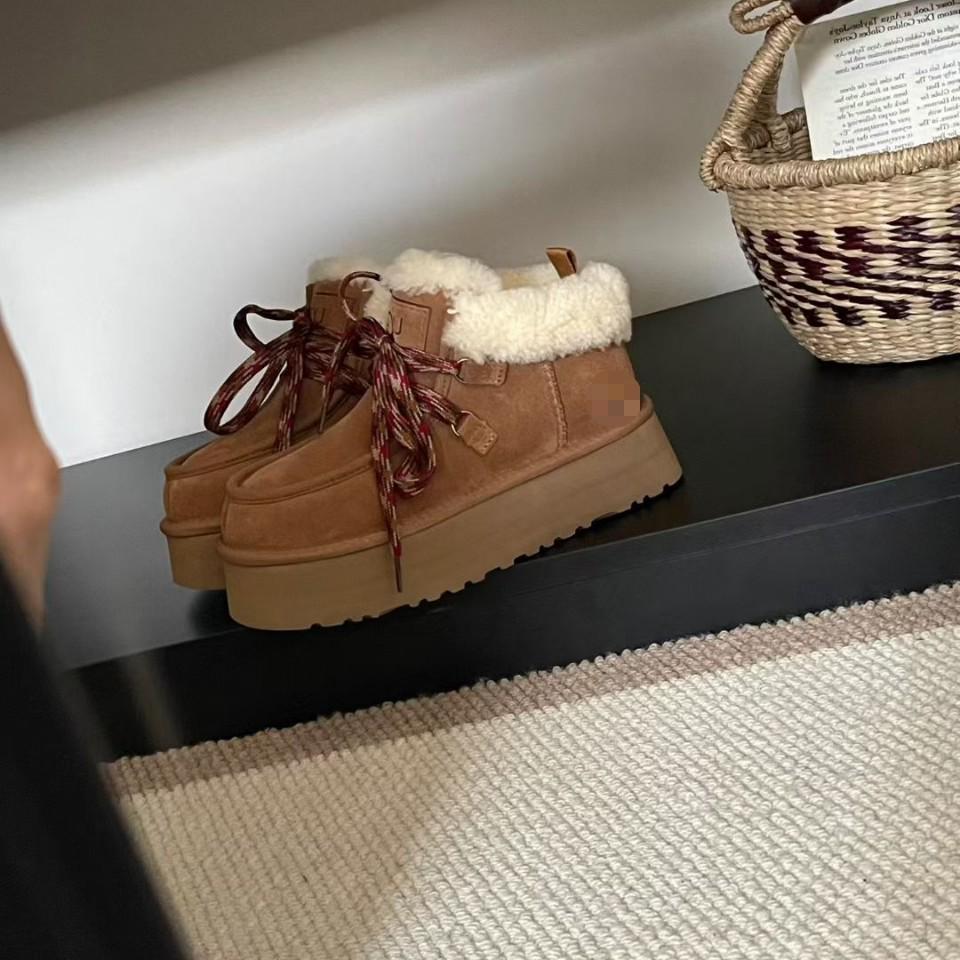 

Женские кожаные зимние ботинки на шнуровке с мехом - Нескользящие, на толстой подошве, Теплые и Стильные 37