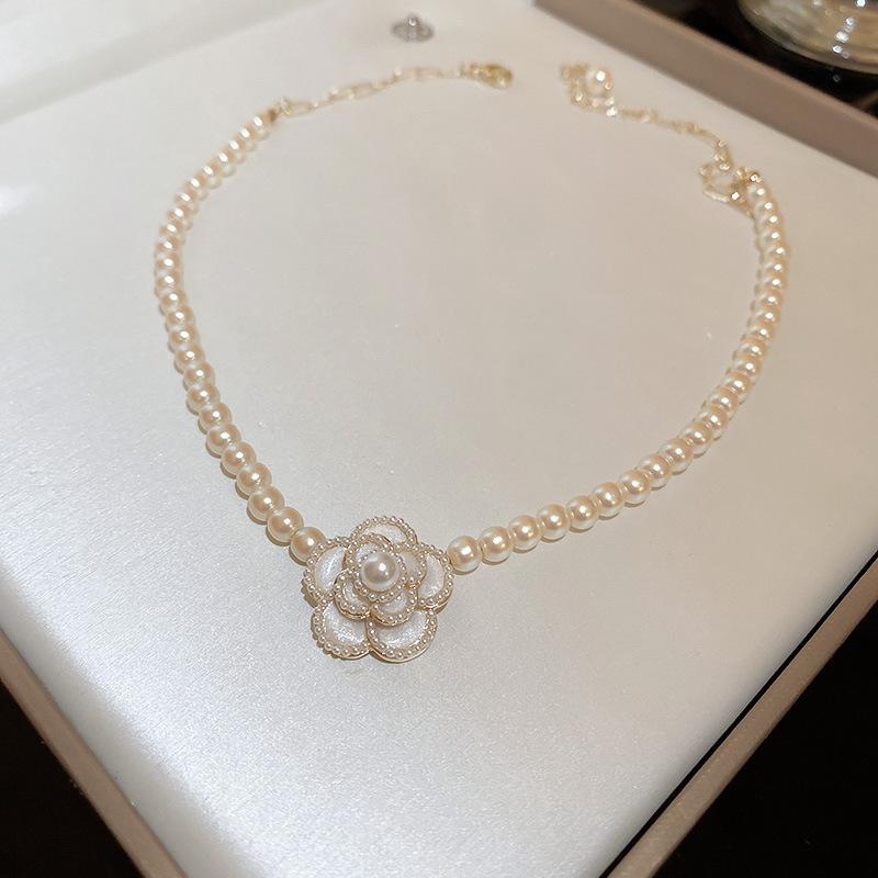 French pearl necklace simple commuter versatile collarbone chain design sense creative necklace women