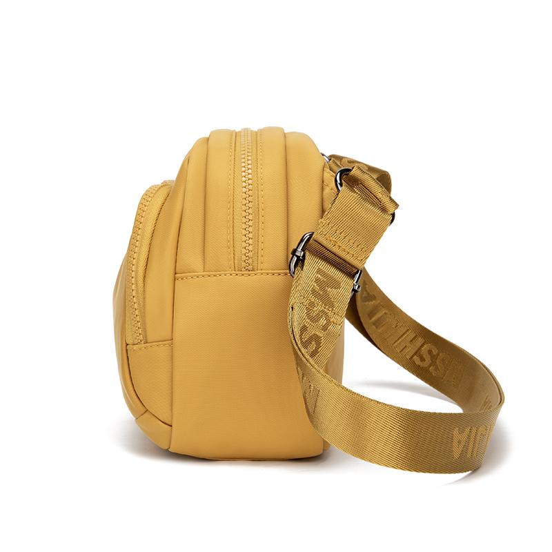 Stylish Crossbody Bag for Women with Adjustable Strap and Multiple Compartments for Daily Use and Travel