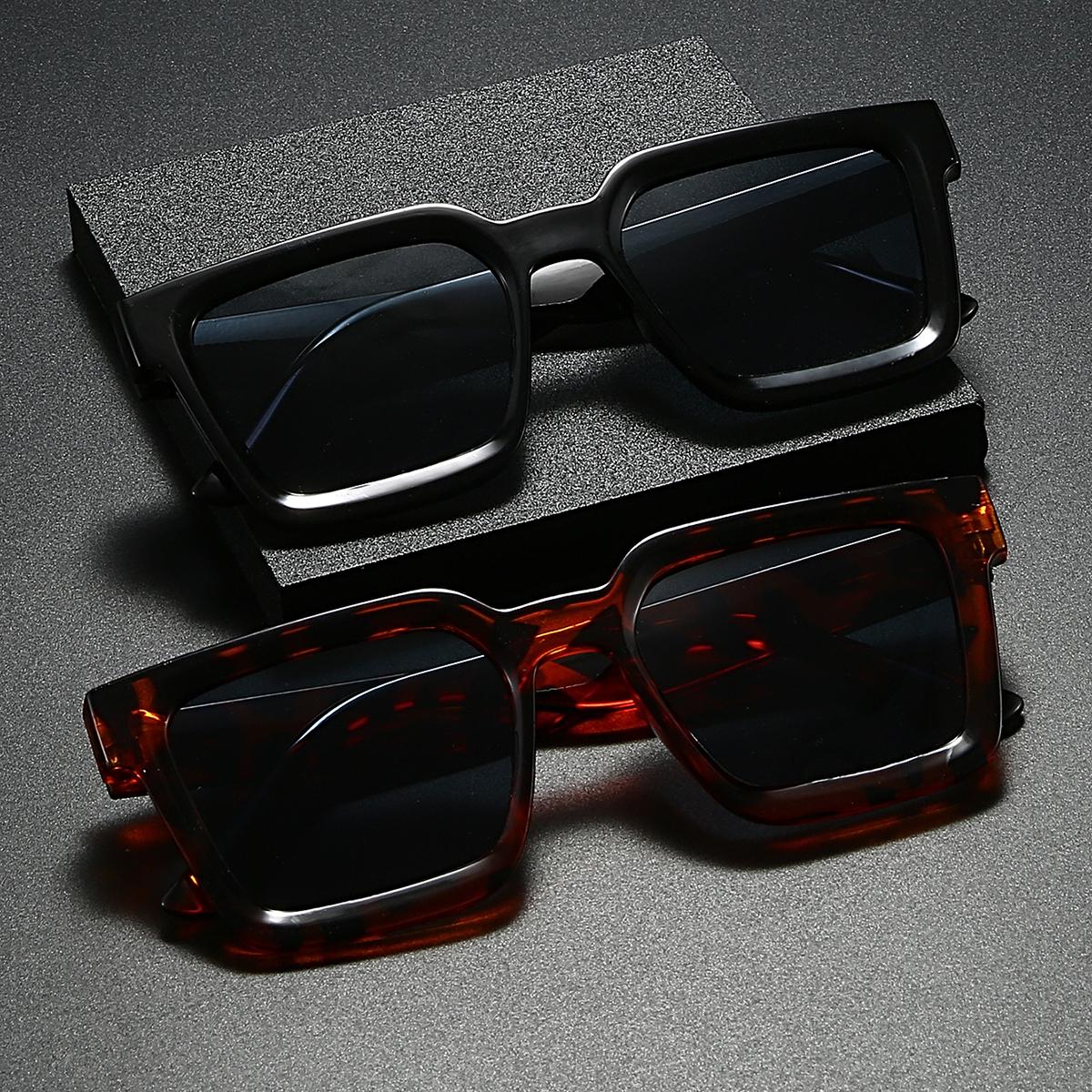 

2Pcs Rectangular Glasses Set, Black and Tea Bean Flower, Suitable for Men and Women, Outdoor Party Vacation Travel Photo Props