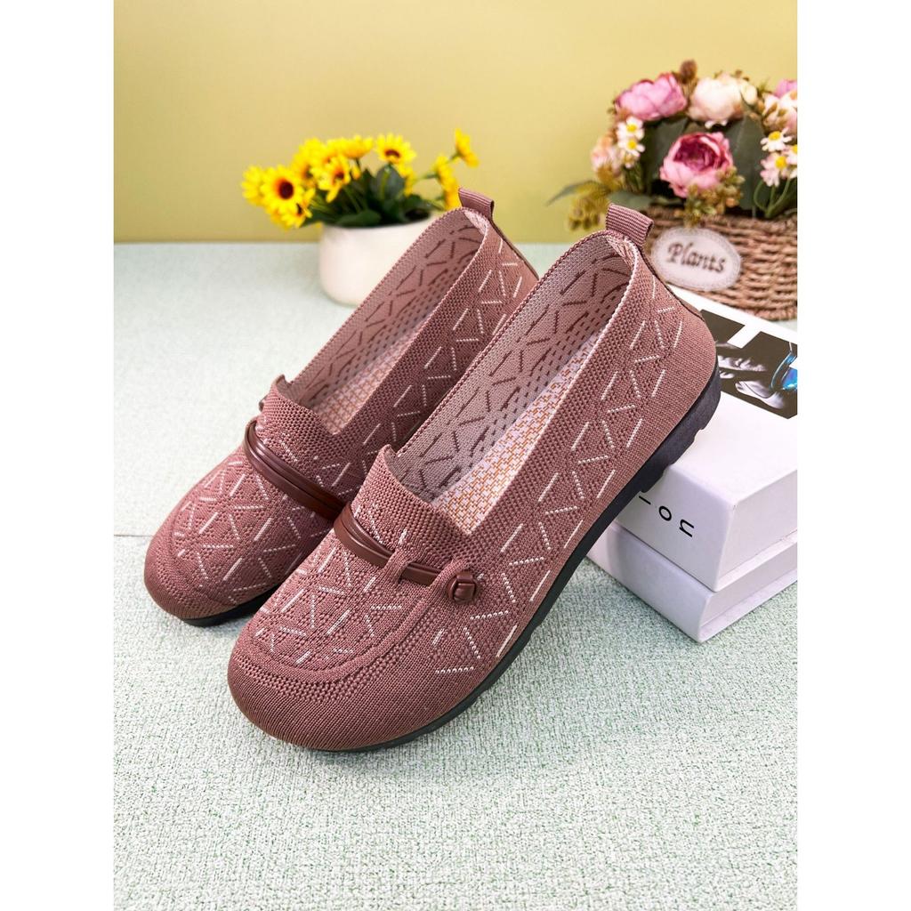 2025 New Style Shoes Casual Men Shoes Soft Sole Breathable Fashionable Light Slipper Women Shoes Single-layer Shoes