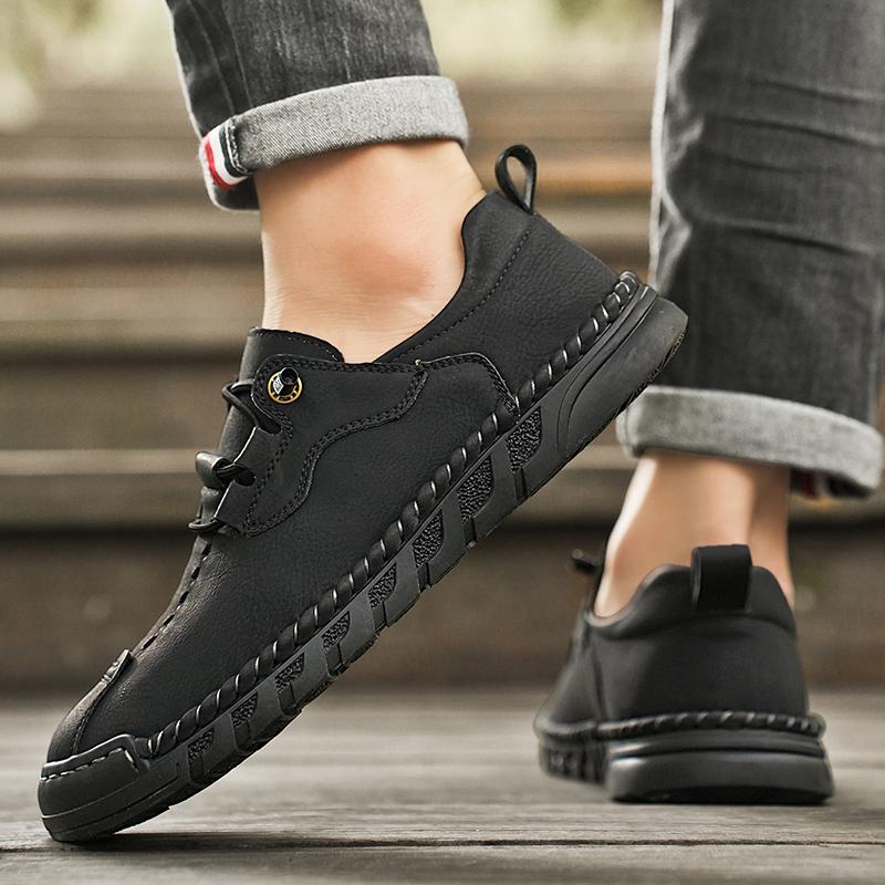 Classic Leather Shoes Men Casual Sneakers Handmade Outdoor Men Shoes Leather Moccasins Man Flats Shoes
