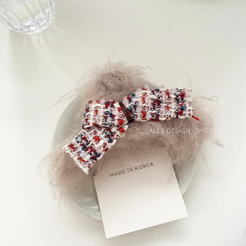 

Korean Style Plush Bow Hair Clip - Sweet Autumn/Winter Fashionable Large Claw Clip for Women