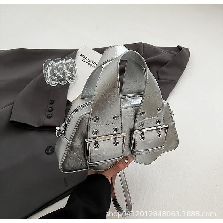 

Women s bag 2025 new trendy high-end fashion portable messenger bag Korean version niche design versatile shoulder bag серебряный
