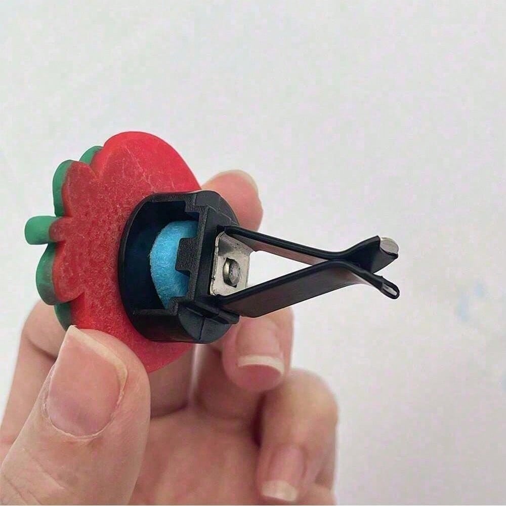 1pc Car Air Vent Aromatherapy Clip, Cute Strawberry Design Car Air Freshener, Fragrance Diffuser, Car Interior Decoration