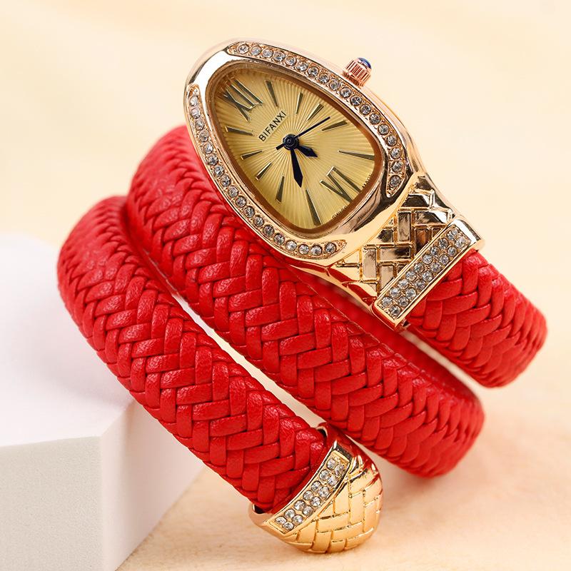 Snake Watch Creative Quartz Watches Dame Rhinestone Leather Armbånd Armbåndsur