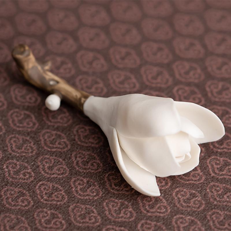 1PC Incense Burner Holder Classical Pen Holder Creative Magnolia Flower High-end Ceramic Desktop Decoration
