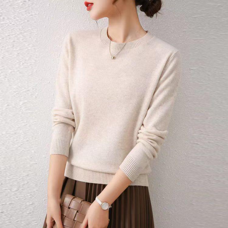 2025 Versatile Loose-Fit Wool Sweater: Slimming, Solid Color, Perfect for Autumn & Winter