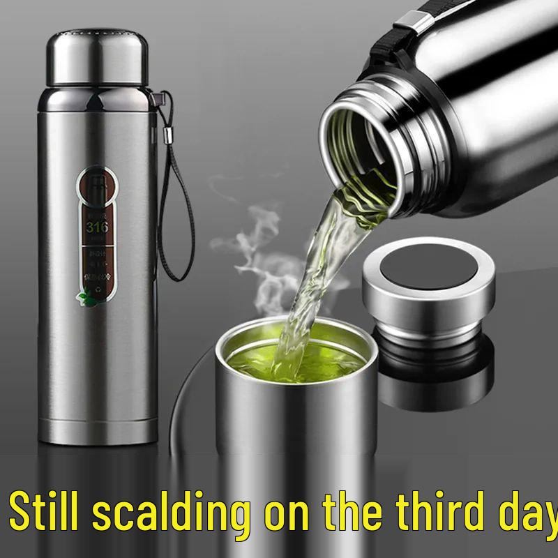 Large Capacity Stainless Steel Insulated Water Bottle for Men and Women - Portable, Short & Wide Design for Outdoor Sports