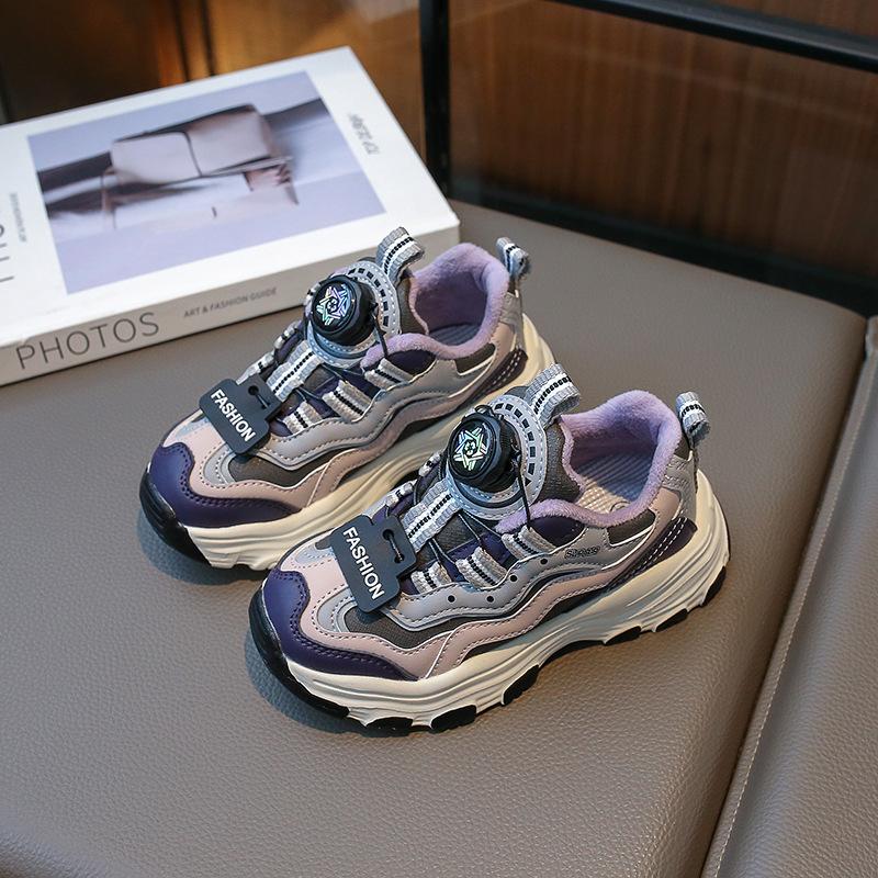 Girls' fleece sneakers 2025 autumn and winter children's knob buckle medium old children's dad shoes non-slip soft sole fleece warm