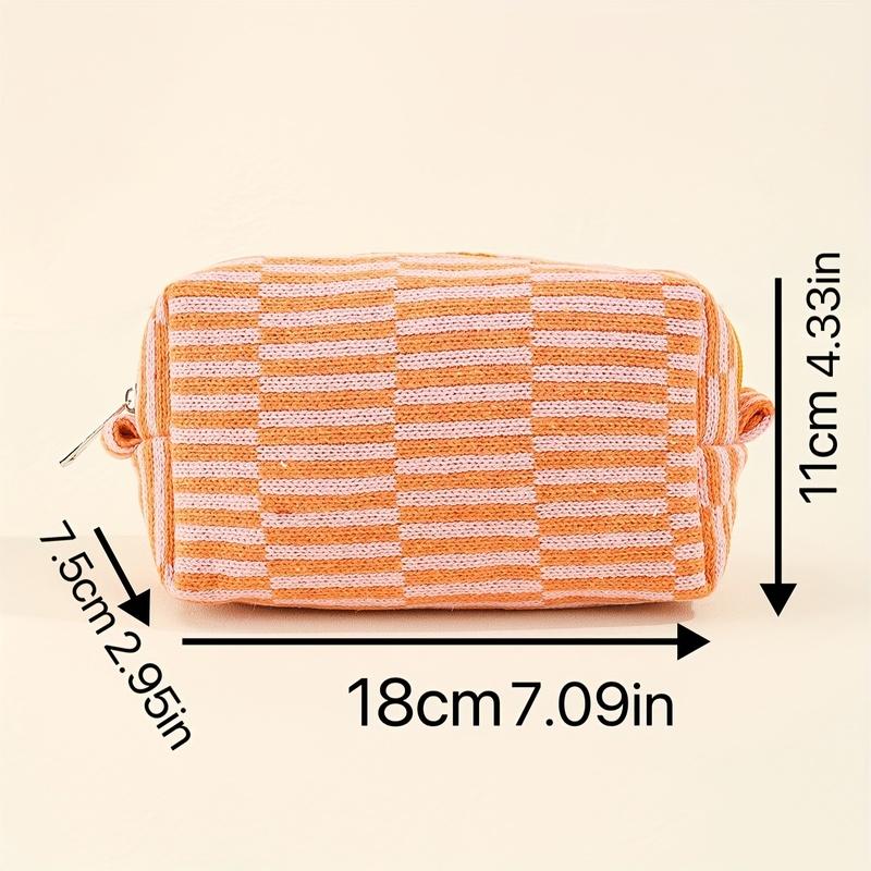 Large Capacity Striped Plaid Makeup Bag, Durable Polyester with Lace Trim, Toiletry Cosmetic Organizer for Brushes