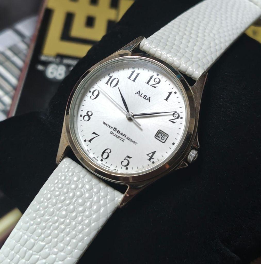 [USED] Seiko Alba leather strap watch in working condition