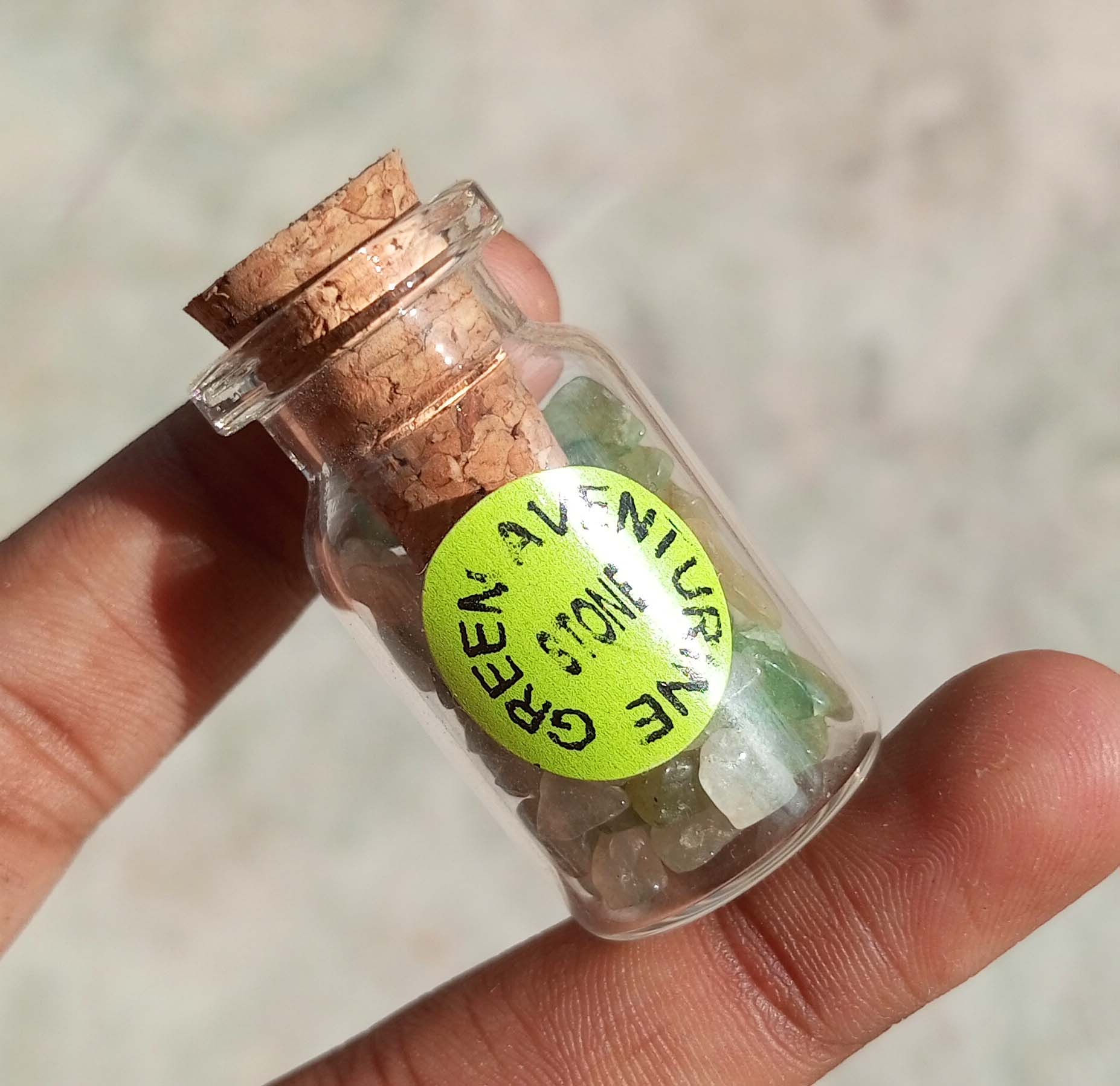 

Лечебный зеленый авантюрин, грубая крошка, драгоценный камень, стекло, примерно 2 дюйма, 1 шт., мини-бутылка для целебной энергии