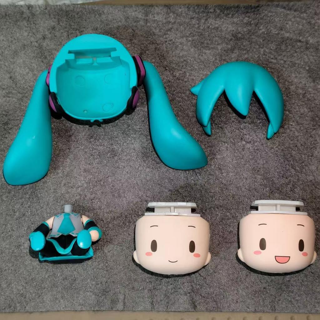 hatsune miku sitting position Hatsune exchangeable expression cute figure model car ornament doll model toy birthday gift