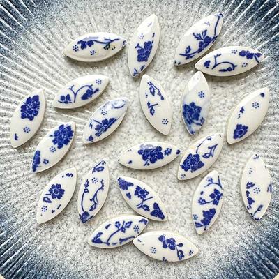 100g Vícebarevné nepravidelné keramické mozaikové dlaždice DIY výroba kamínků pro řemeslné hobby umění Dekorace stěn Petal arte oválný 917