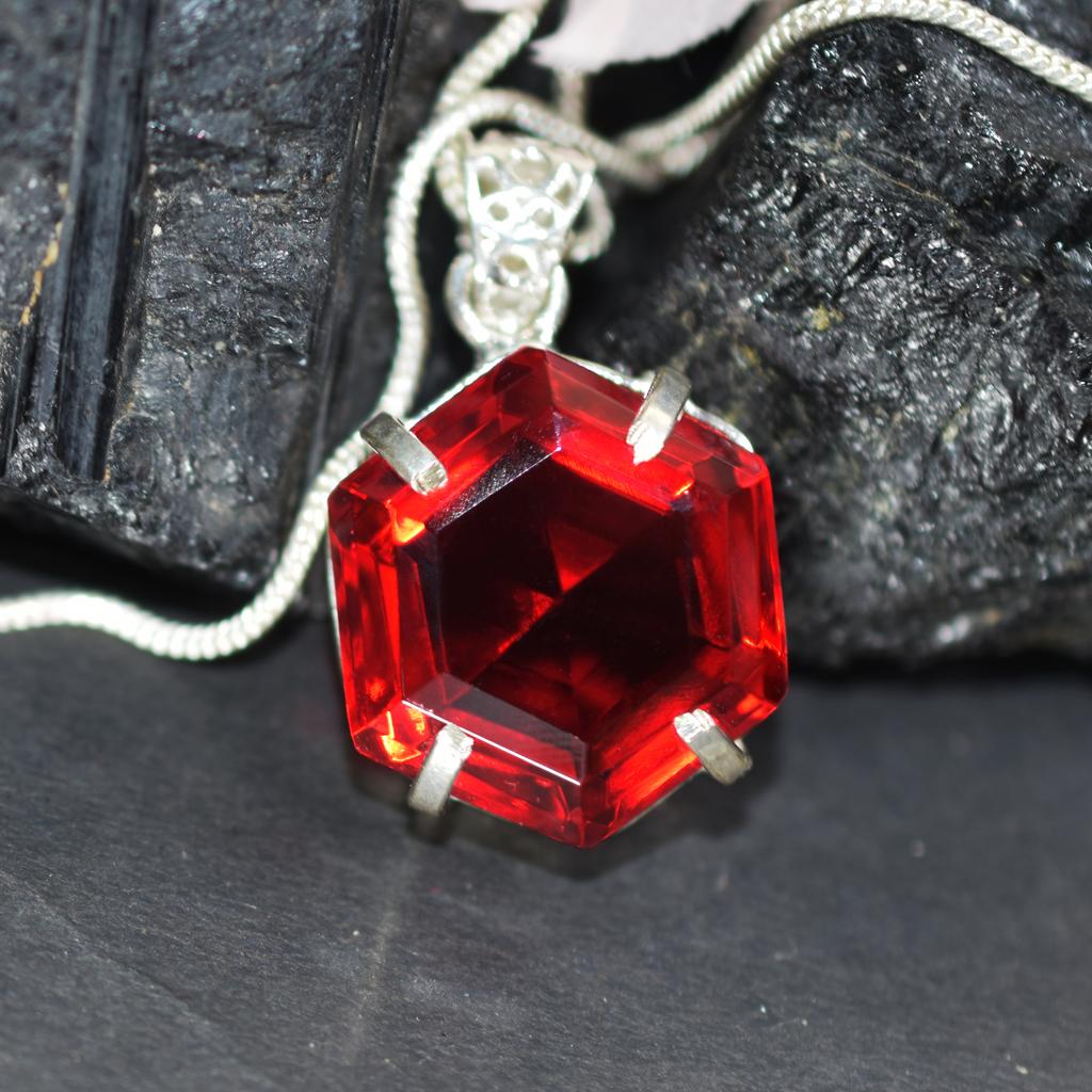 Natural Beautifull Pendant Fancy Red 925 Sterling Silver Topaz 67.85 Ct Gems my-404-k