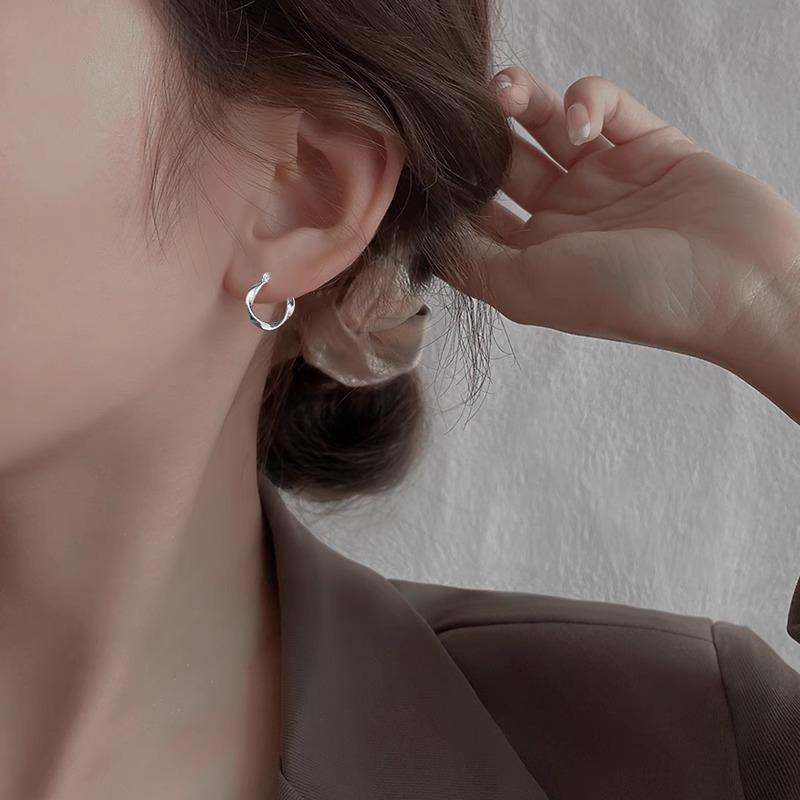 Möbius Ring Earrings for Women New High-end Earrings Niche Design Earrings