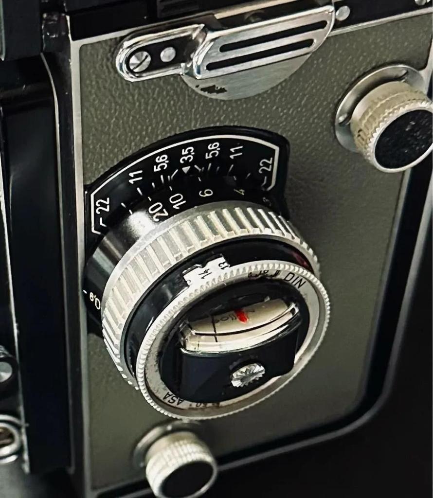 Rollei Rolleiflex T Typ1 Šedý TLR Fotoaparát Carl Zeiss Tessar 75mm f3.5