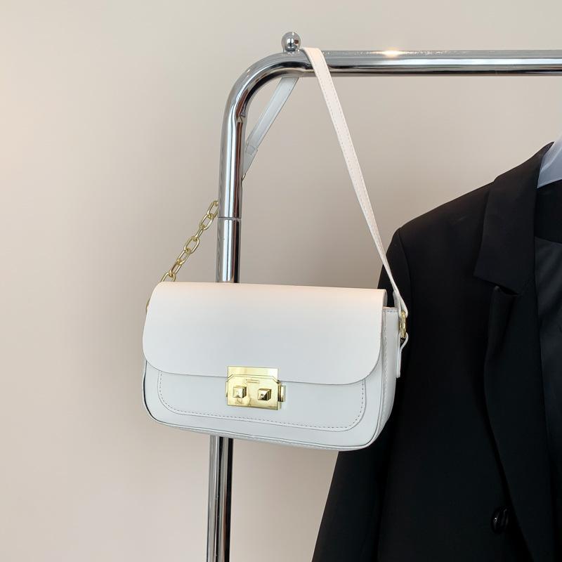 Retro fashion simple texture shoulder bag 2025 spring new versatile ins underarm bag temperament small square bag tide