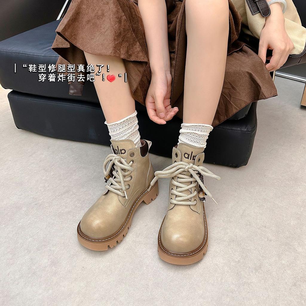 Cowhide Version~ Genuine Leather Retro Platform Martin Boots Women's 2025 New British Style Outdoor Mountaineering Rhubarb Boots Short Boots