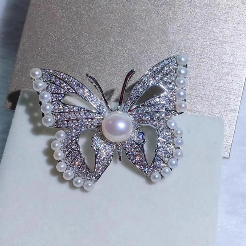 Sparkling Diamond Butterfly Pearl Brooch Elegant Corsage Pendant Pin  Accessories