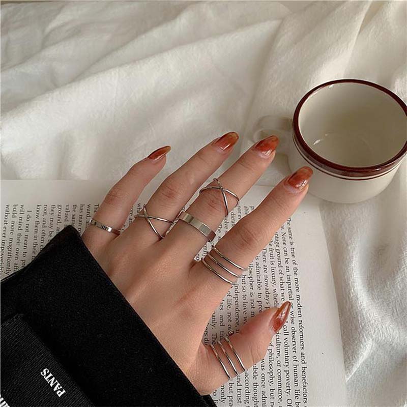7Pcs/set Punk Finger Rings Black Rings Set Statement Korean Style Joint Ring For Women Gothic Fashion Jewelry 2026 Cool Vintage