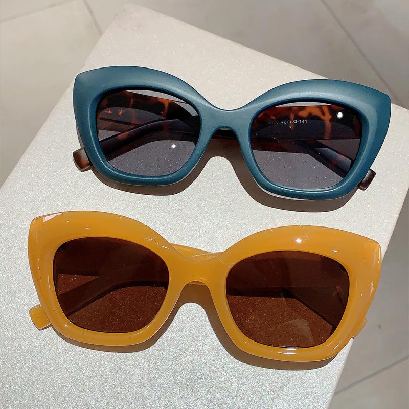 Luxury Brand Designer Vintage Cat Eye Sunglasses For Women Trendy Punk Big Frame Sun Glasses Female Eyewear