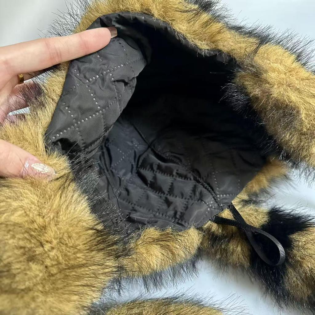 Winter Plush Lei Feng Hat with Raccoon Fur: Windproof, Cold-Proof Ear Protection & Cute Fox Ears