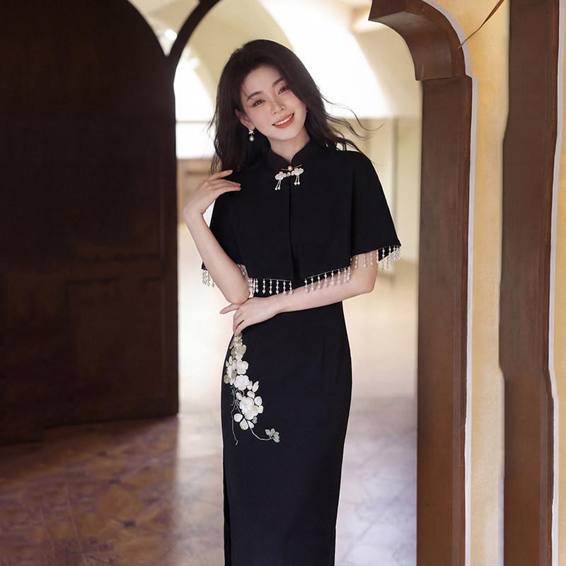 Embroidery black sleeveless new Chinese long improved cheongsam 1011 new young women's shawl high-end dress