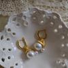 Unique and Elegant Hat Pearl Earrings for Women Charm Antique Gold Craftsm Light Luxury Brushed Round Beads Earring Jewelry