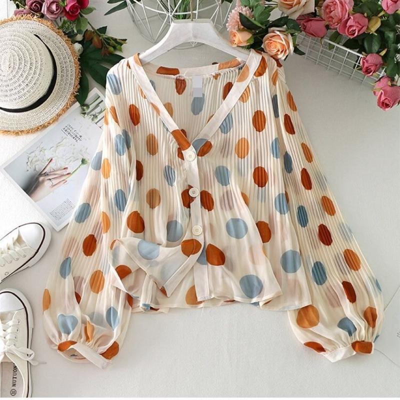 Comfortable Women's Casual Blouse Lightweight Semi-sheer Blouse Semi-sheer Pleated Polka Dot Top with Cropped Hem, Flowy Blouse for All-day Wear
