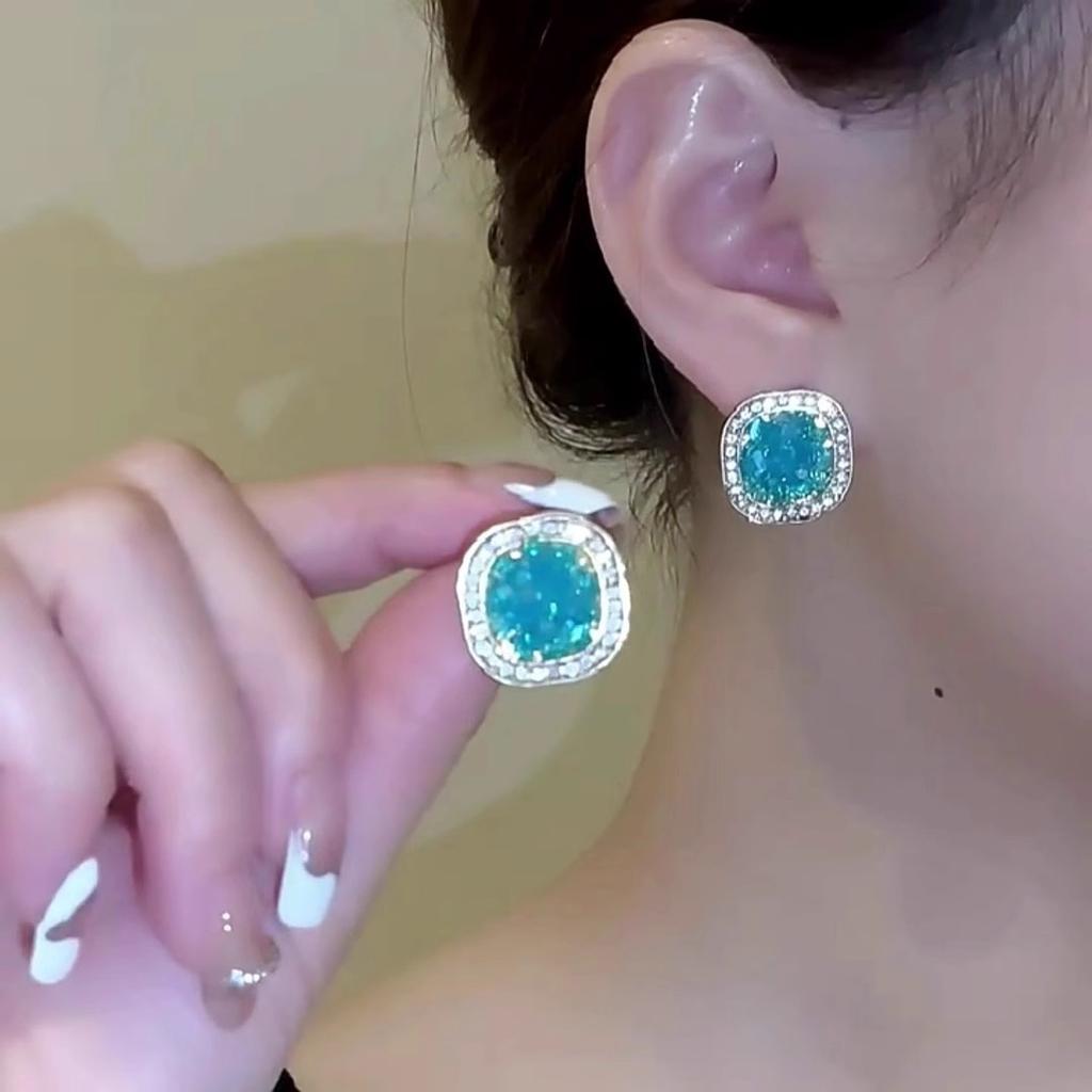 925 Silbernadel Kristall Diamant Quadratische Ohrringe Schlichtes Design Stecker Modeohrringe