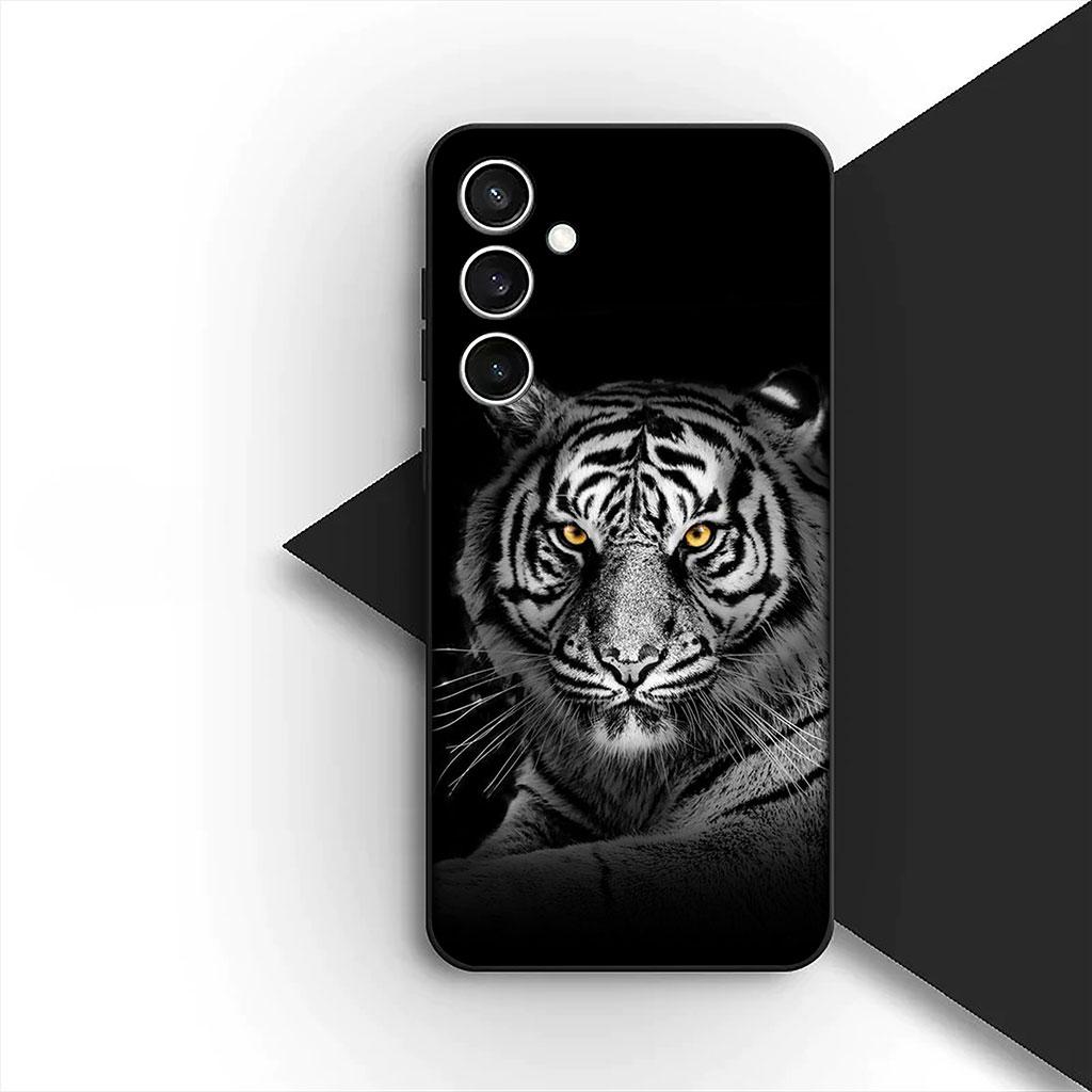 Stalking Wolf Art Tiger Silicone Phone Cover for Motorola Moto Edge 70 60 Fusion NEO Pro G Stylus G56 G96 G04 G05 20 Soft Case