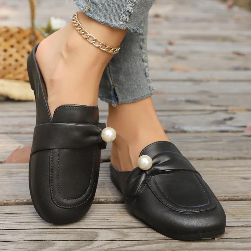 Fashion 2025 Summer New Closed Toe Women’s Slippers Pearl Outdoor High Quality Low Heel Slippers for Daily Casual Hot Sale Sandals