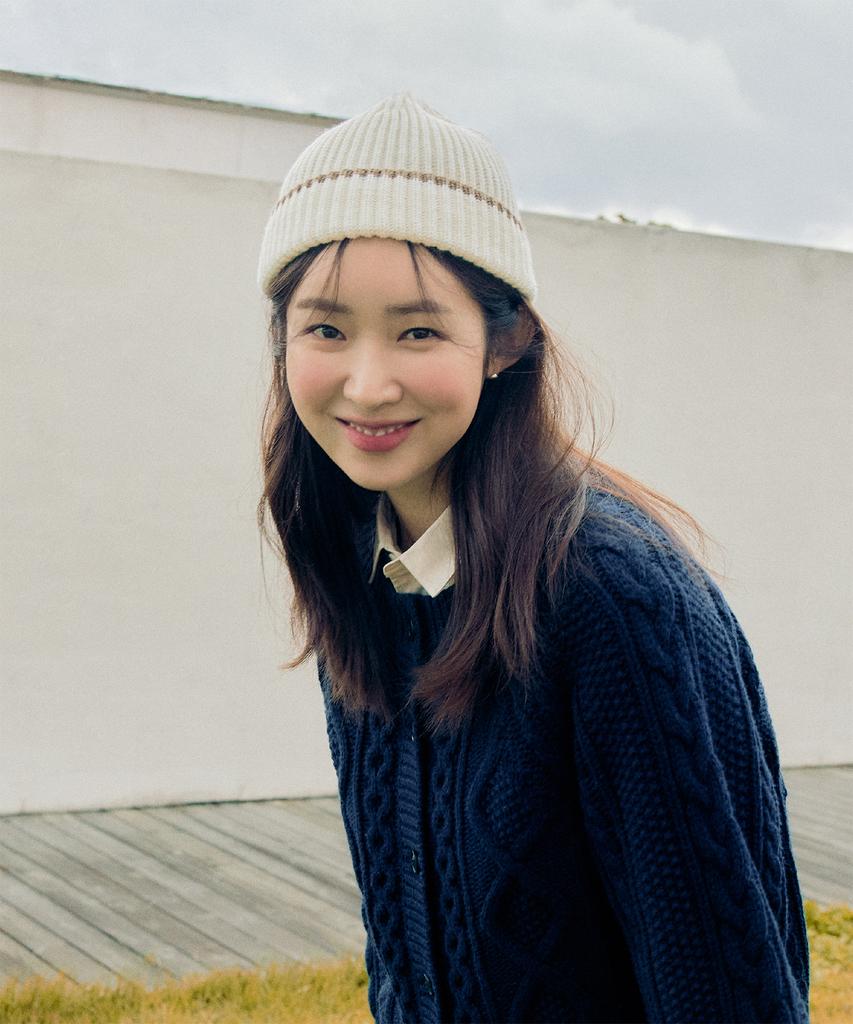 Malittepeulangsowajeobeo Marithe Knit Short Beanie Ivory
