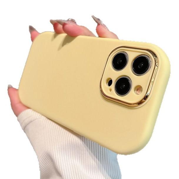 The Fine-hole Chubby Girl Is Suitable for Ip16pro Electroplated Lens Phone Case, Apple 15/14 Matte 12 Solid Color Protective Case